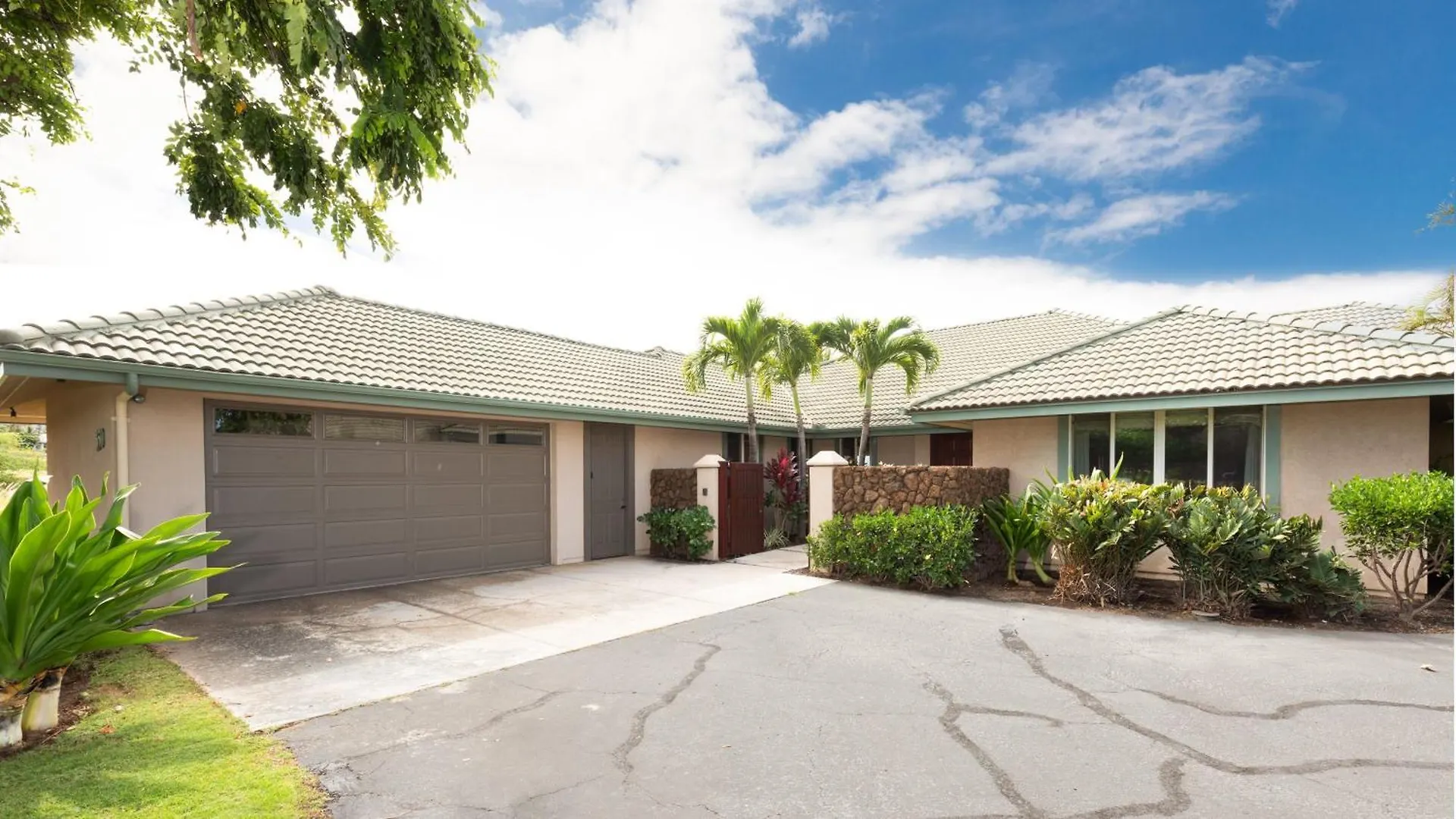 Semesterbostad Ikena Nani Exquisite Mauna Kea Home With Heated Pool And Ocean Views Waimea  USA