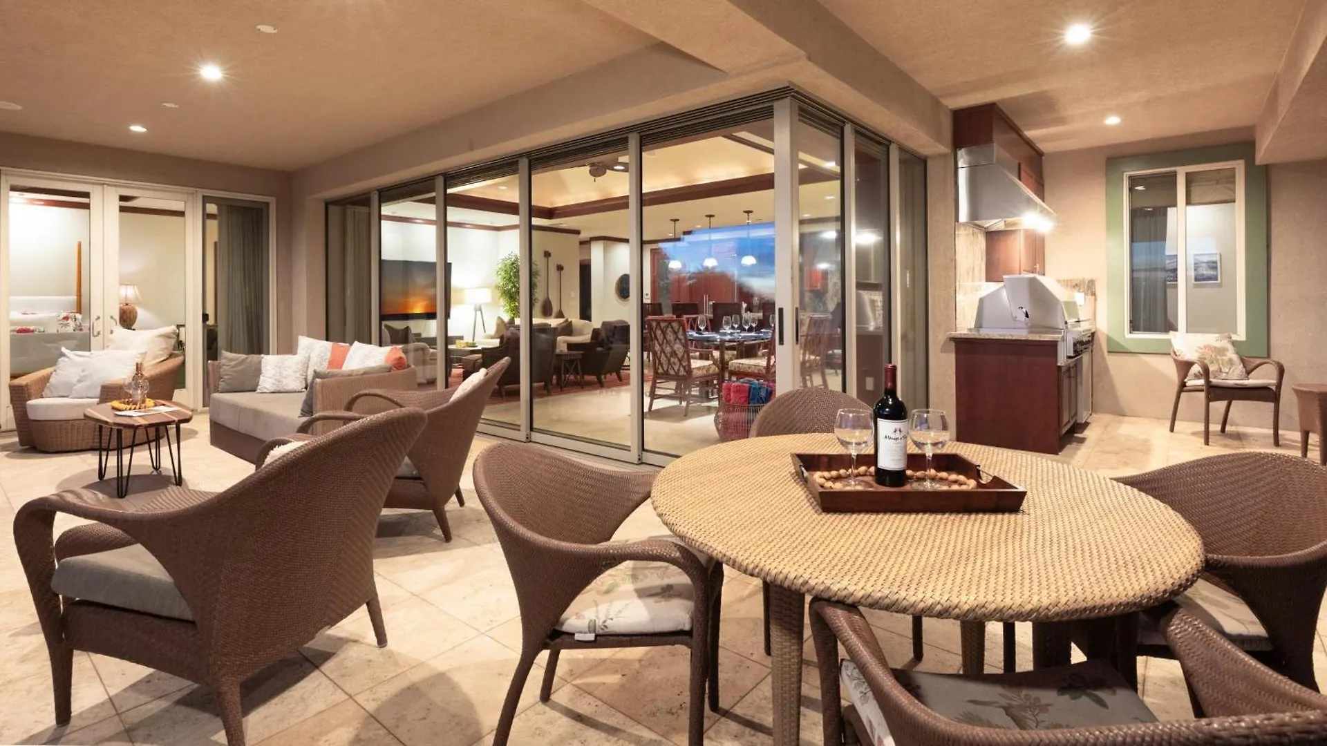 Semesterbostad Ikena Nani Exquisite Mauna Kea Home With Heated Pool And Ocean Views Waimea