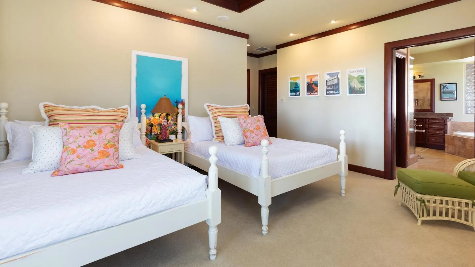 Semesterbostad Ikena Nani Exquisite Mauna Kea Home With Heated Pool And Ocean Views Waimea
