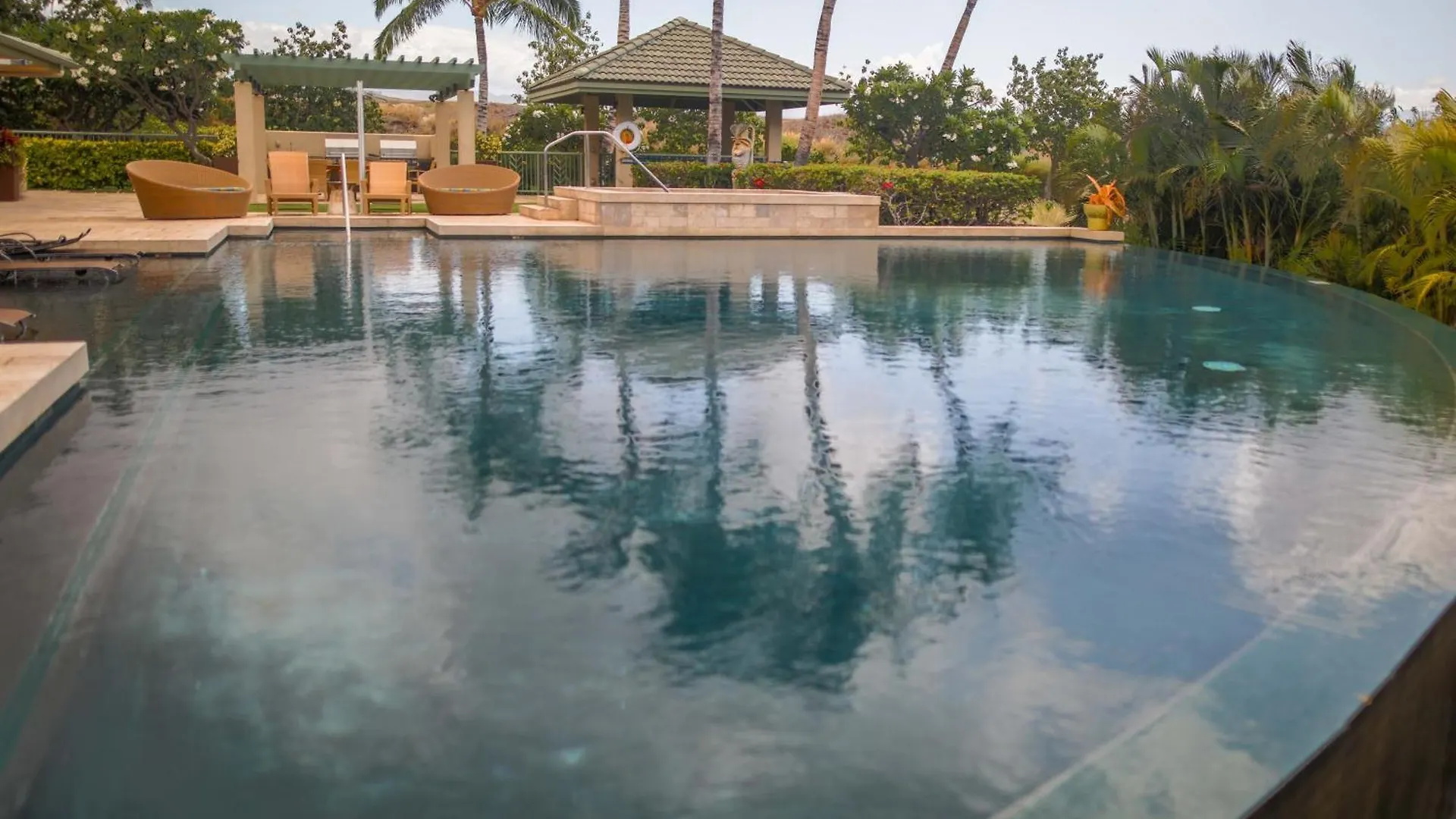 Semesterbostad Ikena Nani Exquisite Mauna Kea Home With Heated Pool And Ocean Views Waimea  USA