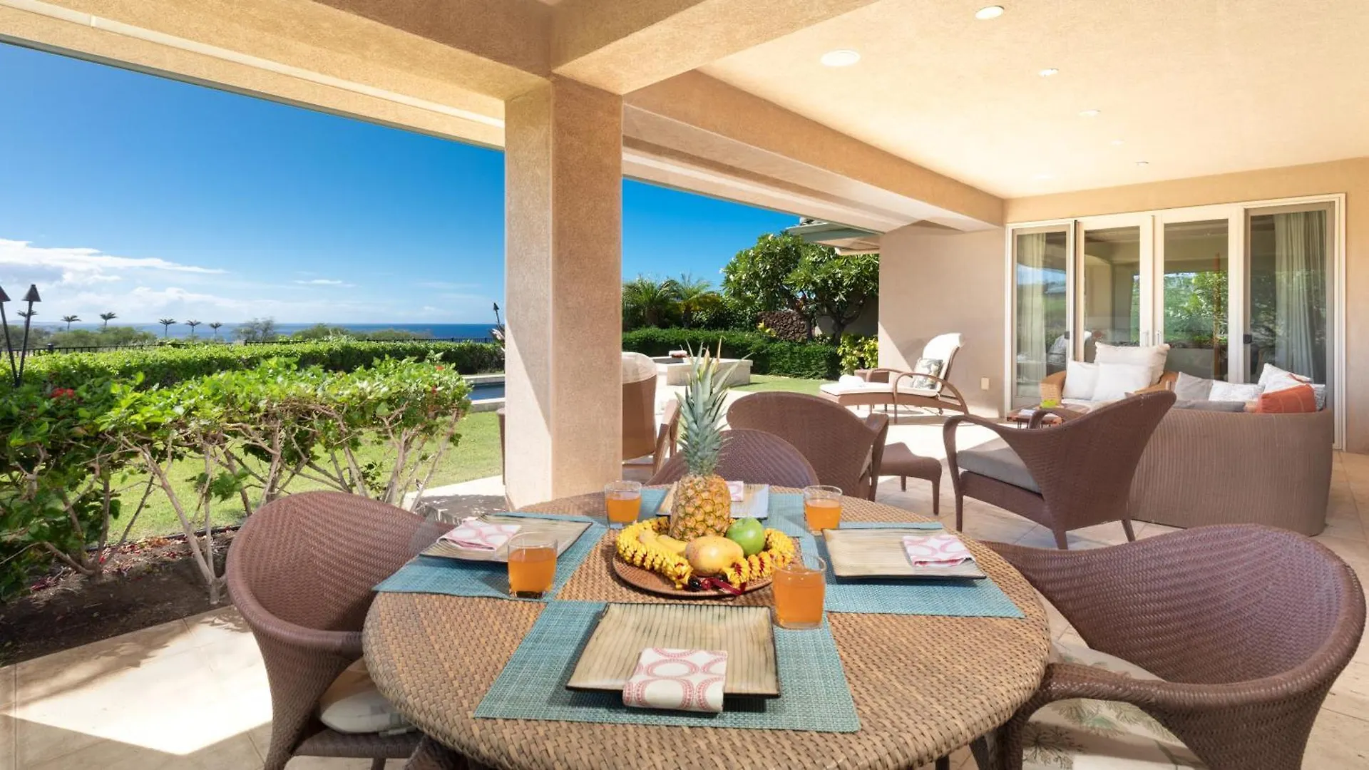 Semesterbostad Ikena Nani Exquisite Mauna Kea Home With Heated Pool And Ocean Views Waimea